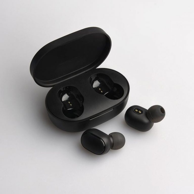 Mi true wireless earbuds как подключить оба наушника к телефону